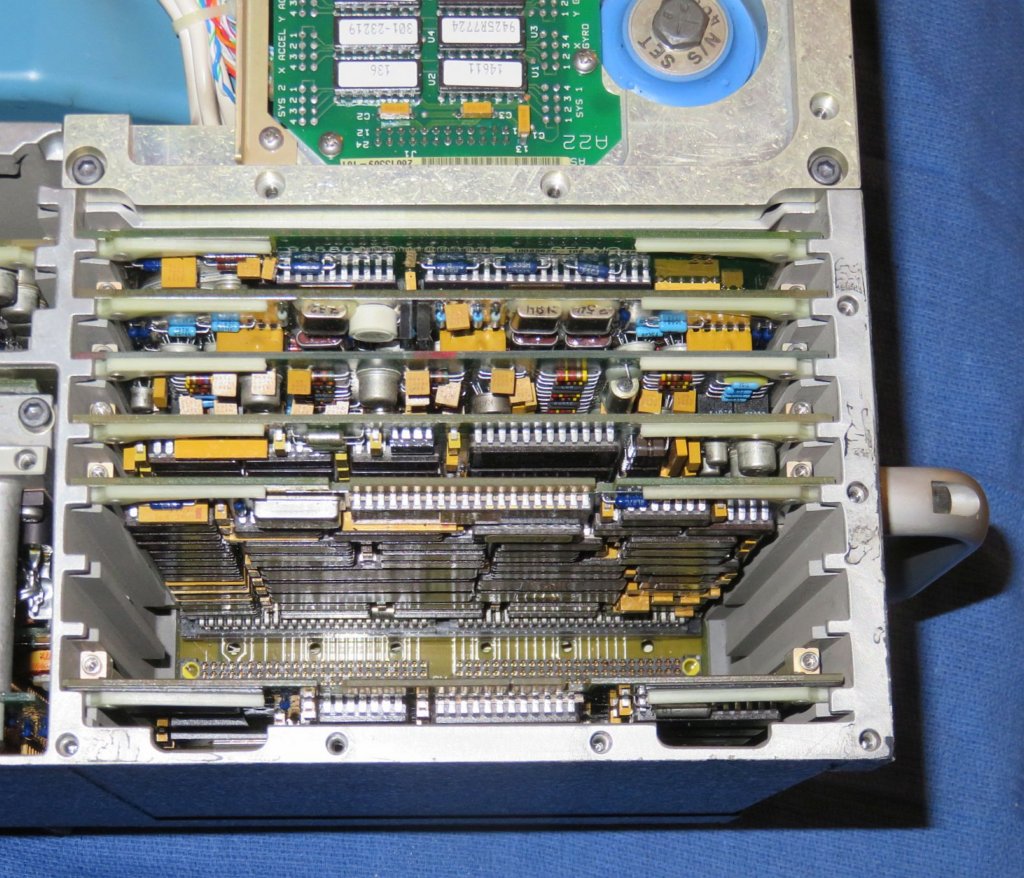 honeywelllaserefinertialmeasurementunitpcbsa1a4a8incardcage.jpg