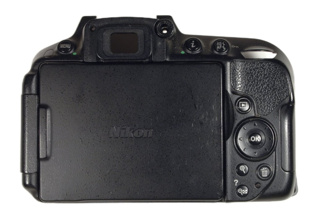 d5300back_cover_outside.jpg