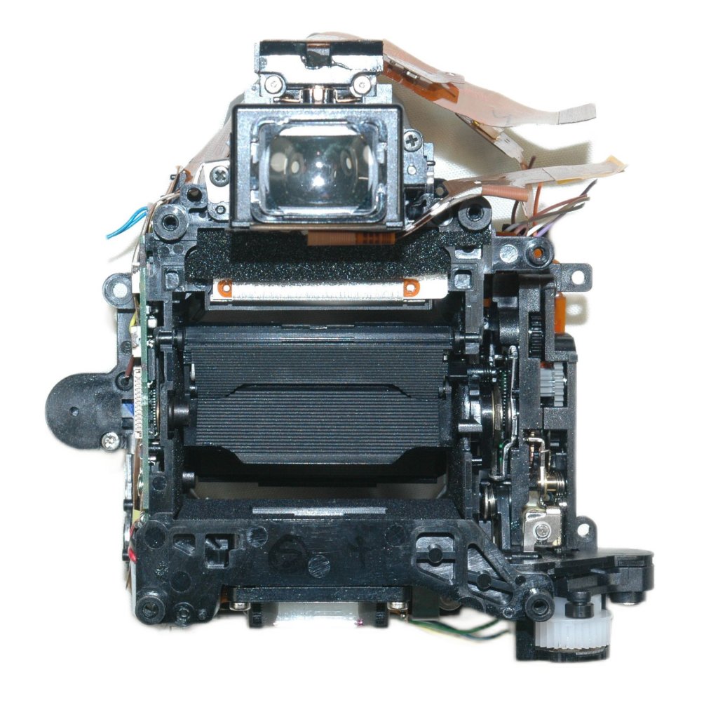 d70mirror_box_inside.jpg