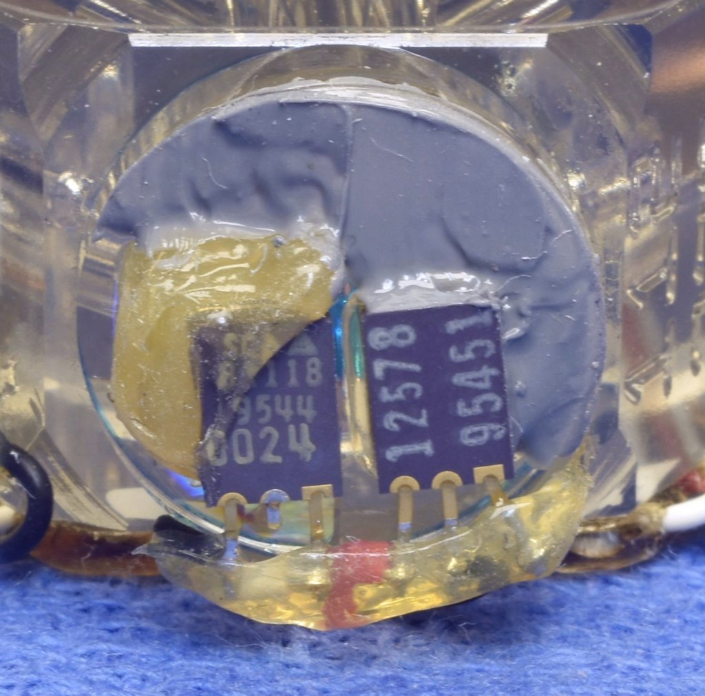 gg1320afmirror_detector_assembly2_closeup1.jpg