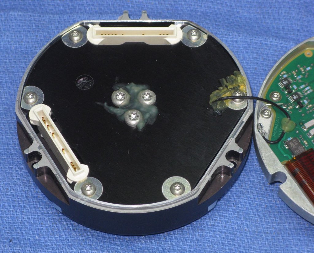 gg1320anmid_level_plate_closeup1.jpg