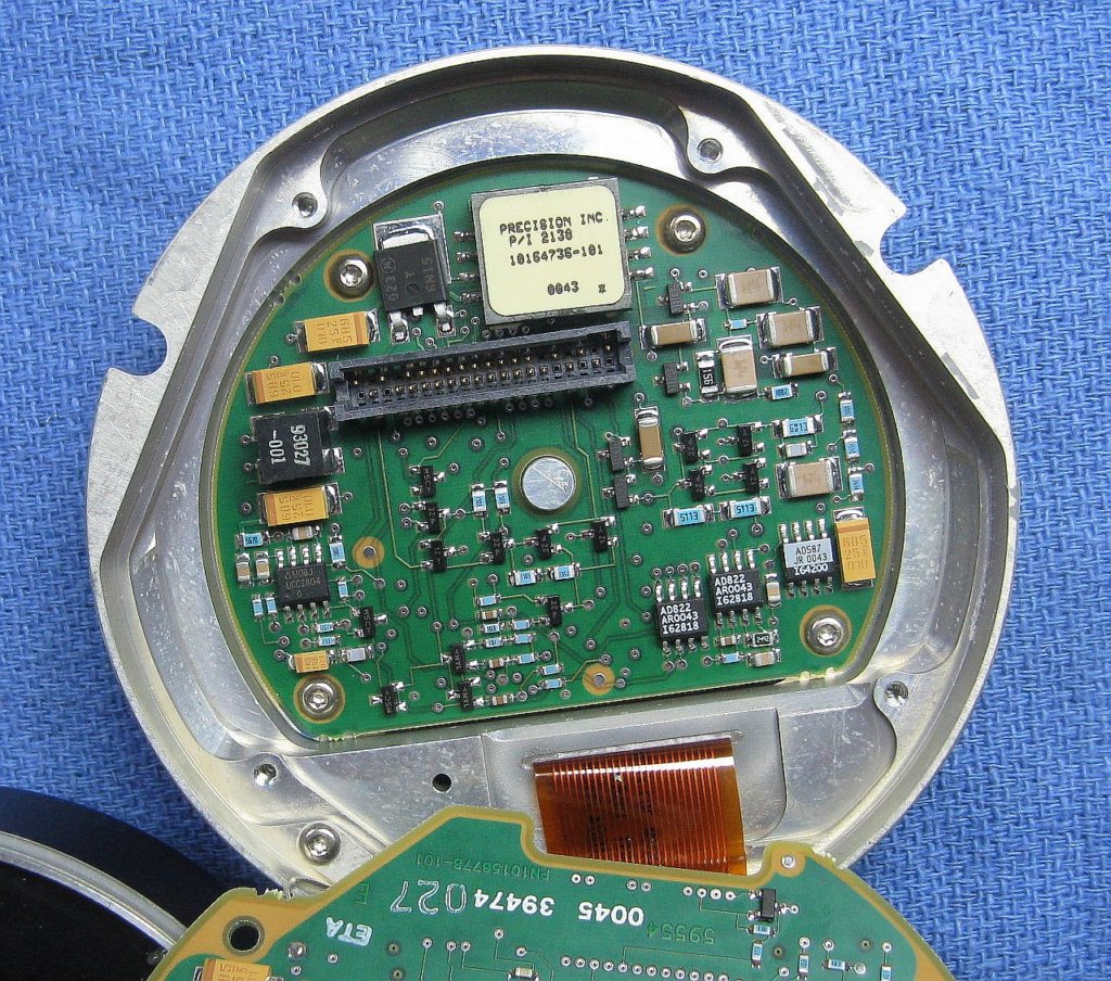 gg1320anpcb2_mounted_in_top_of_case1.jpg